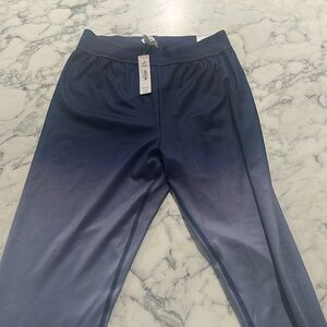 * BRAND NEW WITH TAGS* VICTORIAS SECRET PINK ULTIMATE LEGGINGS